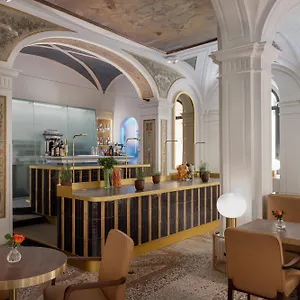 מלון Maison Piazza Di Spagna Esperienze