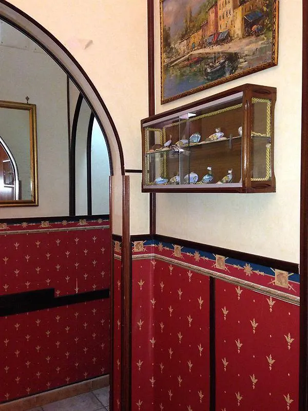 Hotel Des Artistes Naples 4*,